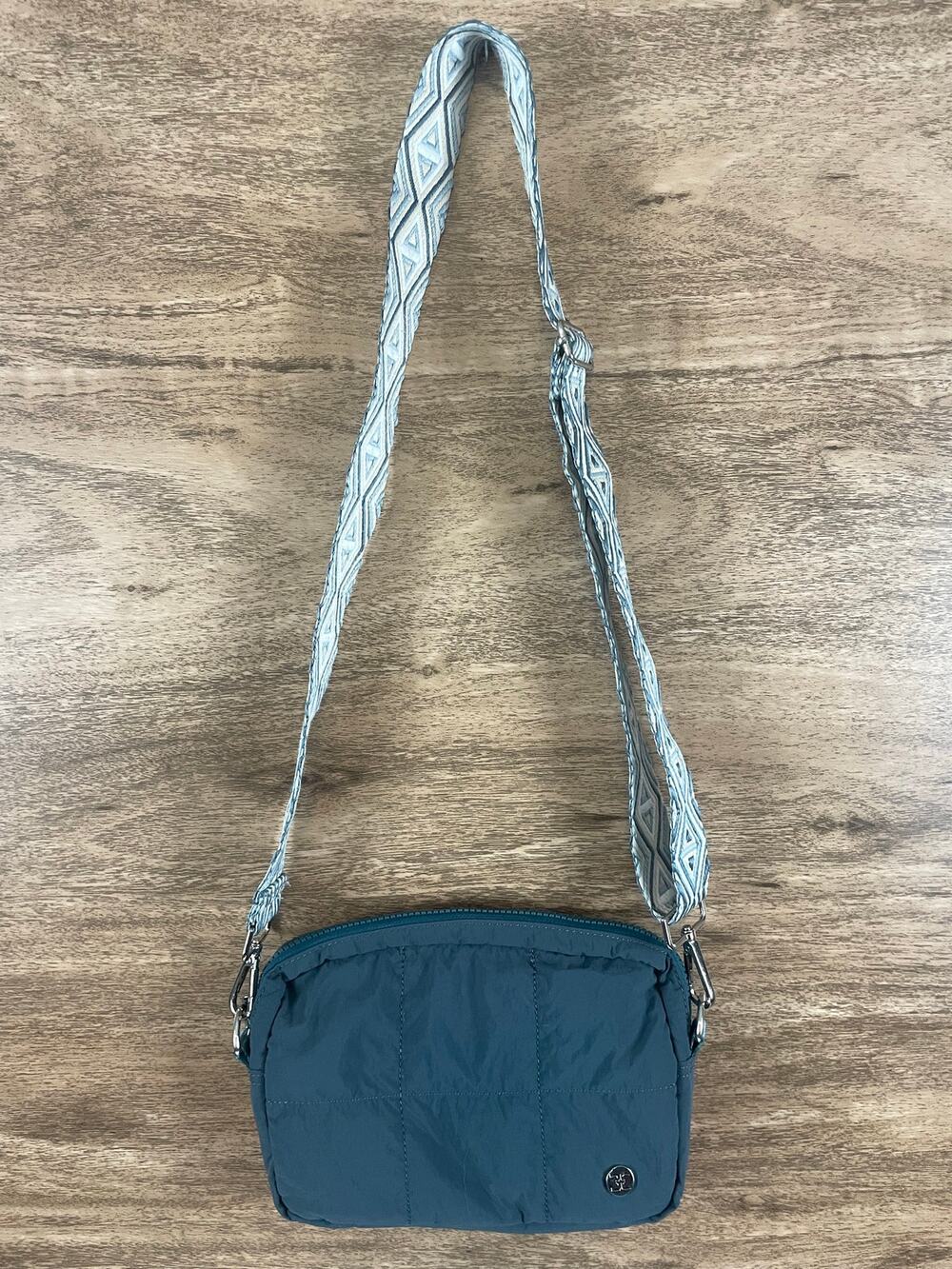 Telena Quilted Nylon Crossbody Bag Teal Geometric Strap EUC